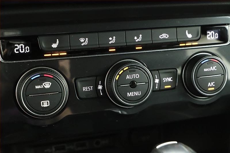 Volkswagen Tiguan Allspace (2020) R-Line 2.0 BiTDI - fotka 12 z 19