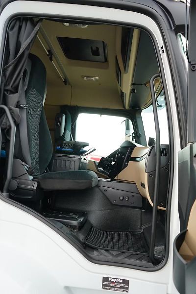 Mercedes-Benz Actros (2019) 2543 6x2 valník + HR - fotka 8 z 19