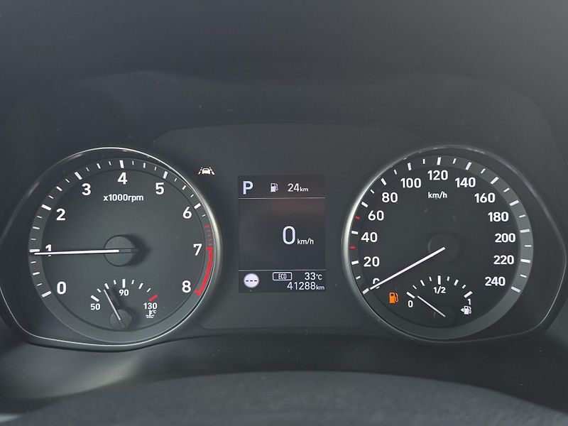 Hyundai i30 (2021) N-Line 1.5 T-GDi A/T 117kW, Se - fotka 17 z 28
