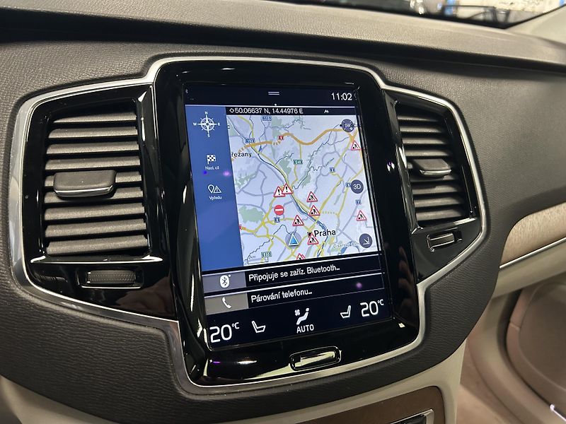 Volvo XC90 (2017) D5 AWD Drive-E Inscrip Panoram - fotka 9 z 30