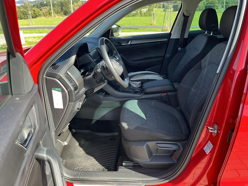 Škoda Kodiaq (2022) 2.0 TDi 110kW 4x4 WEBASTO - fotka 20 z 24