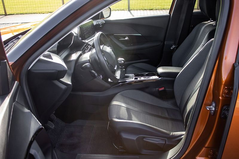 Peugeot 2008 - fotka 12 z 36