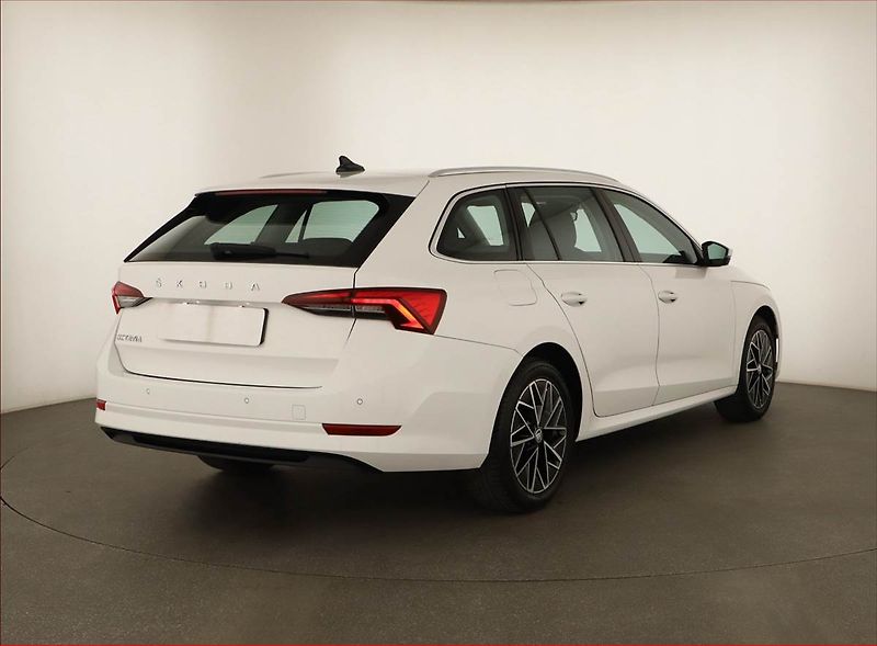 Škoda Octavia (2021) Style 1.5 TSI, ČR,1.maj, Navi - fotka 5 z 13