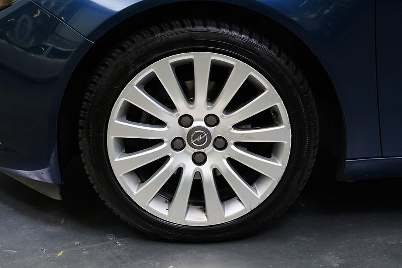 Opel Insignia - fotka 10 z 23