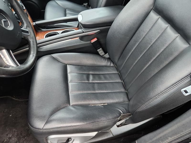 Mercedes-Benz Třídy M 320CDi 4-Matic Harman&Kardon  - fotka 16 z 17