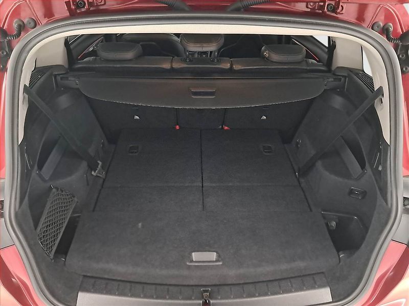 BMW Řada 2 (2016) 218d Gran Tourer, Automat - fotka 14 z 18