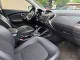Hyundai ix35 2.0-4x4-TAŽNÉ 2t-POLOKŮŽE - náhled 13