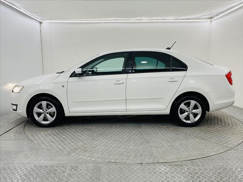 Škoda Rapid 1,2 TSI 77 kW Ambition - fotka 3 z 25