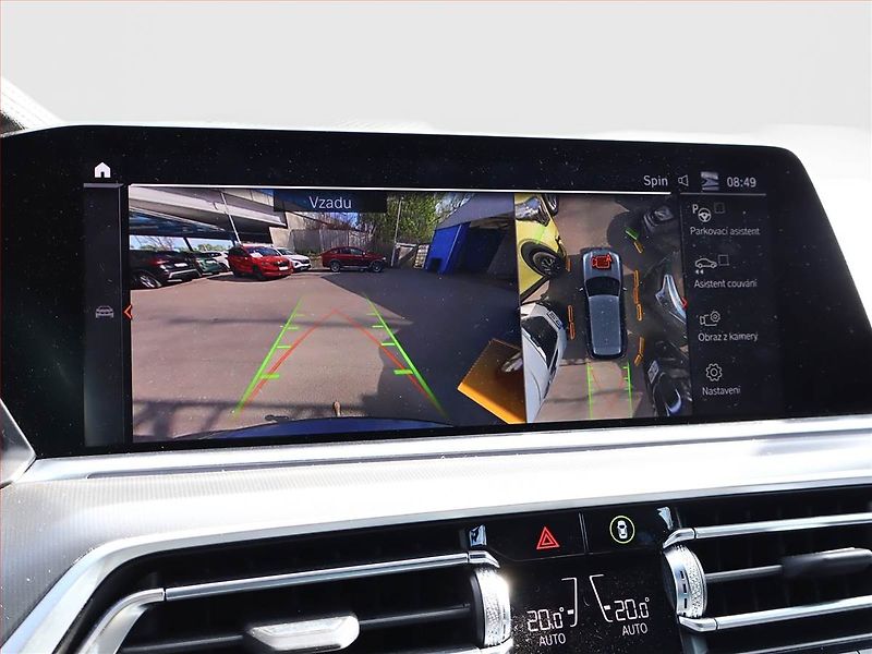 BMW X5 (2022) xDrive30d - fotka 16 z 25