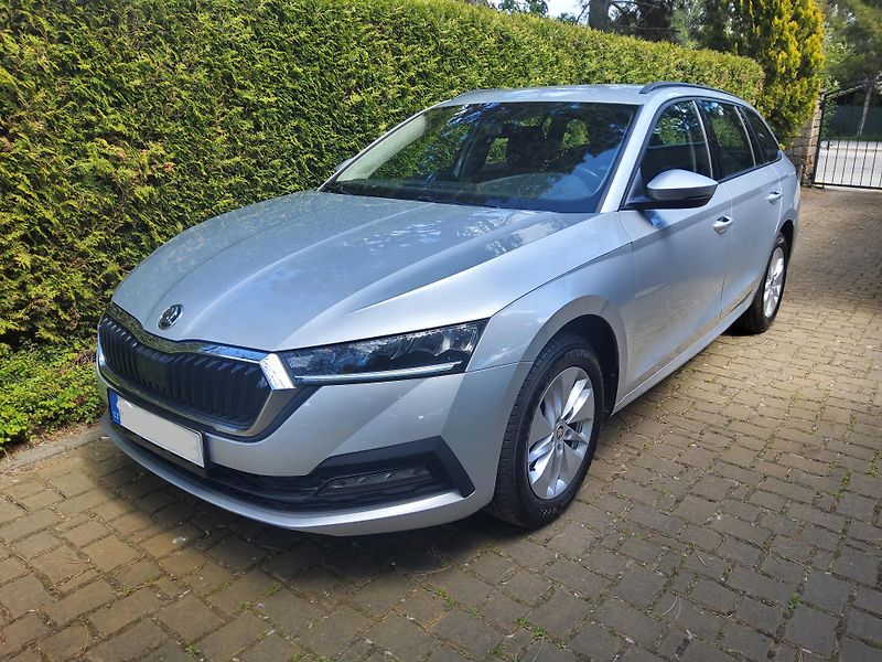 Škoda Octavia (2023) 2.0TDI 85kw Amb 1maj ČR tažné - fotografie inzerátu