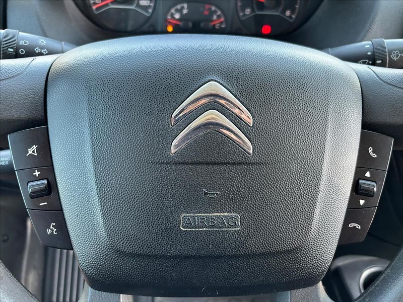 Citroën Jumper 2,0 BlueHDi  L2H2 - fotka 17 z 29