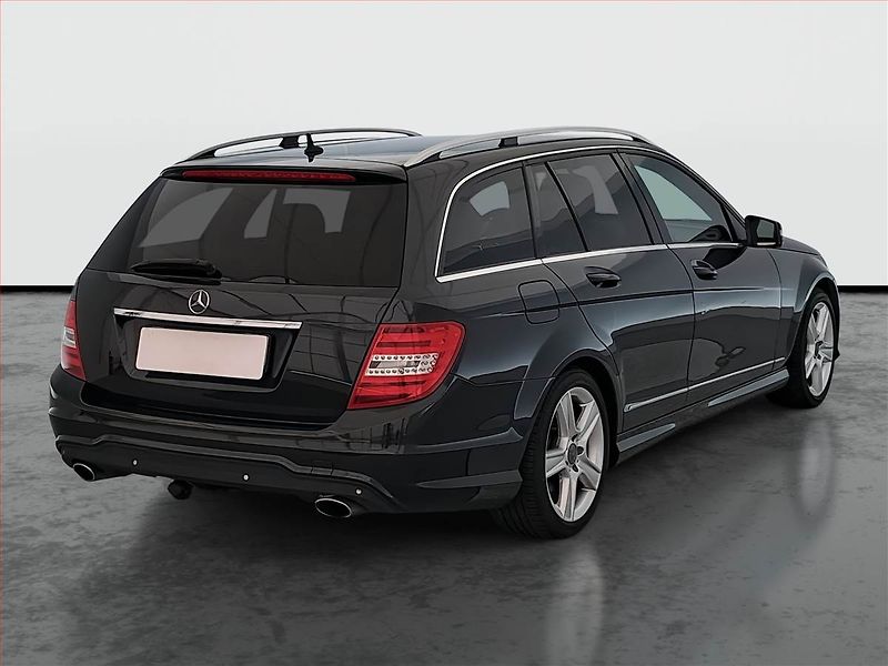 Mercedes-Benz Třídy C (2012) C 350 CDI, Automat, Navi - fotka 5 z 16