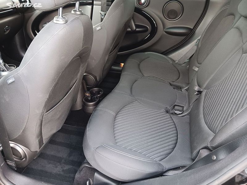Mini Countryman 2.0D  S WORKS 4X4 - fotka 23 z 26