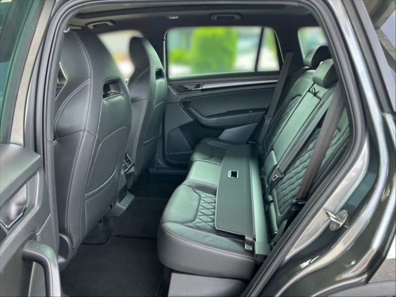 Škoda Kodiaq 2,0 TDI 147 Sportline 4x4 DSG - fotka 8 z 11