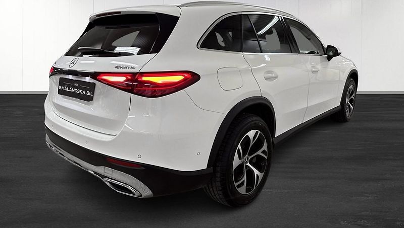 Mercedes-Benz GLC 300 e 4MATIC AMG Tažné - fotka 4 z 19