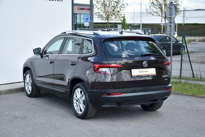 Škoda Karoq (2019) AMBITION 2.0 TDI 110 kW 4X4 - fotka 11 z 32