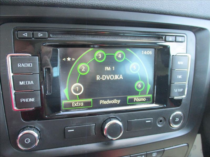 Škoda Yeti 1,4 TSI, MonteCarlo, servis, - fotka 20 z 42