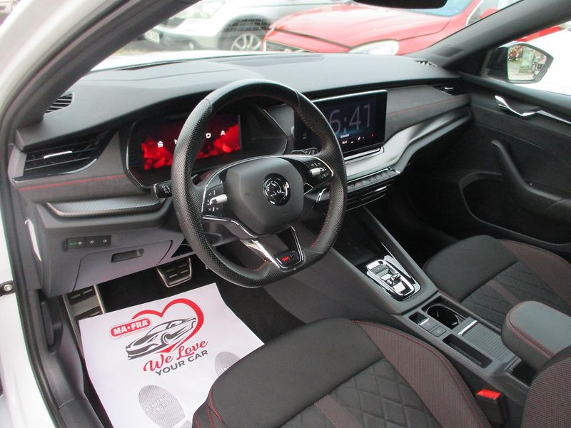 Škoda Octavia (2022) combi IV 2,0 RS - fotka 11 z 11
