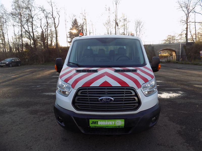 Ford Transit (2017) 2.0 96KW 7MÍST SKLÁPĚČ - fotka 2 z 47