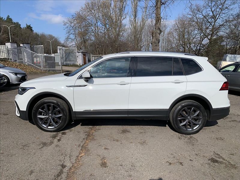 Volkswagen Tiguan Allspace 2,0 TDI DSG 1.MAJ.,ČR,SERVISKA - fotka 8 z 20