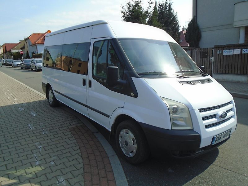 Ford Transit (2014) 2.2 TDCi 9 míst BUS L3H2 Klima - fotka 3 z 31