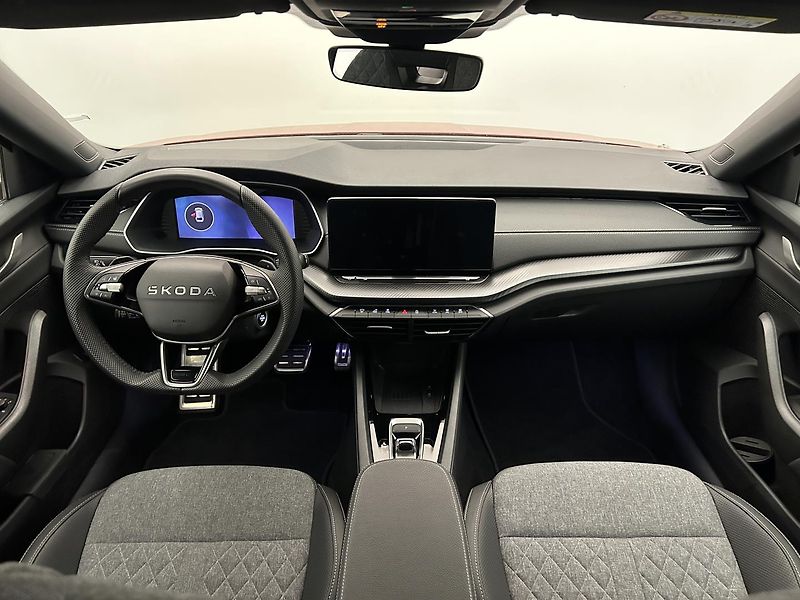 Škoda Octavia 1.5 TSI SportLine - fotka 5 z 28