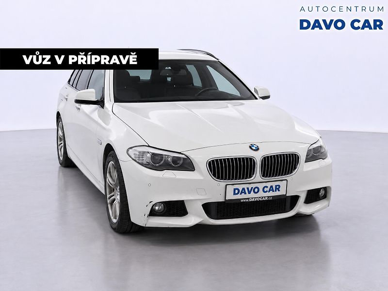 BMW Řada 5 2,0 525d xDrive Touring CZ - fotka 4 z 12