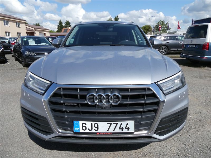Audi Q5 2,0 TDi 120kW quattro,po servi - fotka 2 z 46