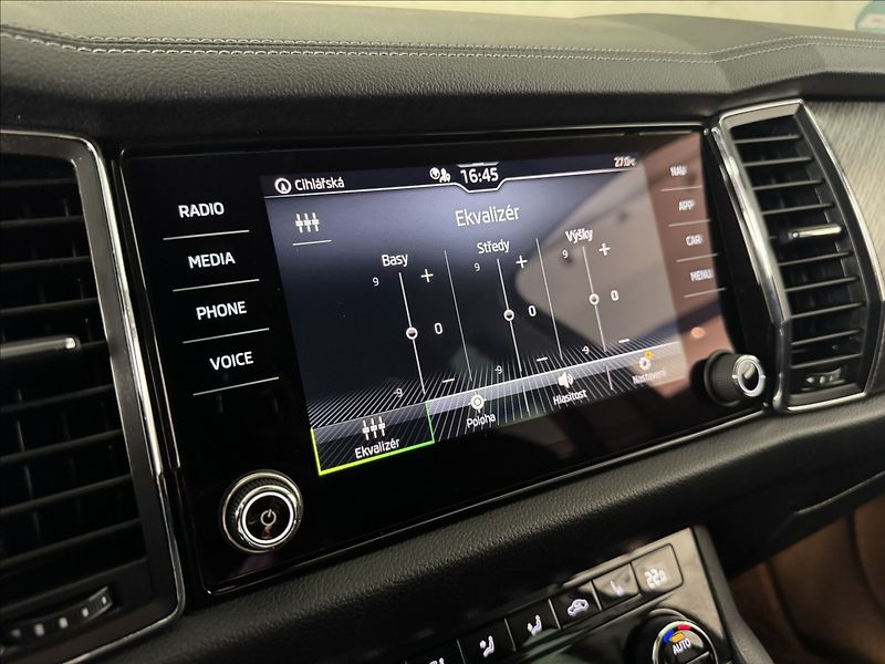 Škoda Kodiaq 2,0 TDi  DSG Style LED Virtual - fotka 37 z 45