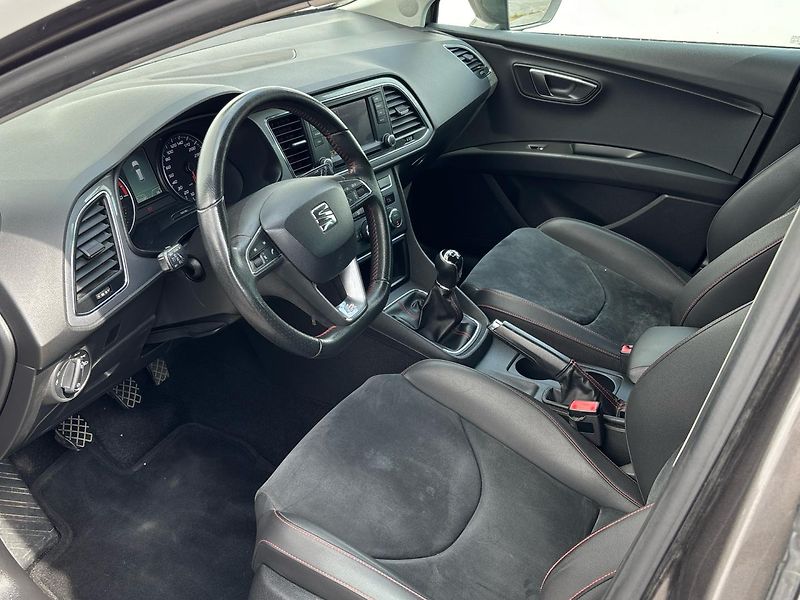 Seat Leon ST FR - fotka 6 z 26