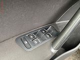 Volkswagen Golf (2018) 2.0 TDi, Highline, DSG, LED - náhled 13