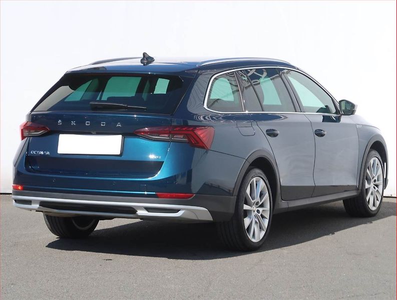 Škoda Octavia (2022) Scout 2.0 TDI, Scout,4X4,110KW - fotka 5 z 26