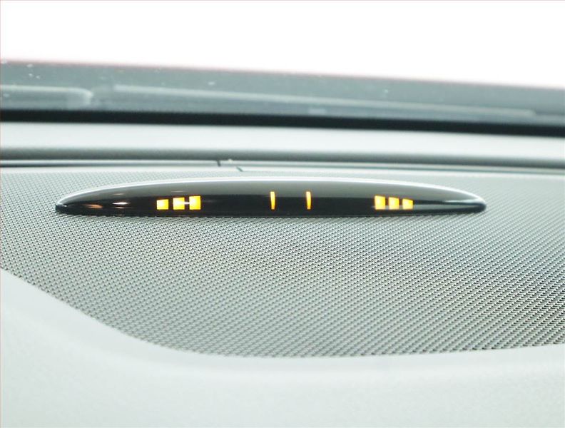 Mercedes-Benz Třídy A (2012) A 250, Automat, Serv.kniha - fotka 17 z 19