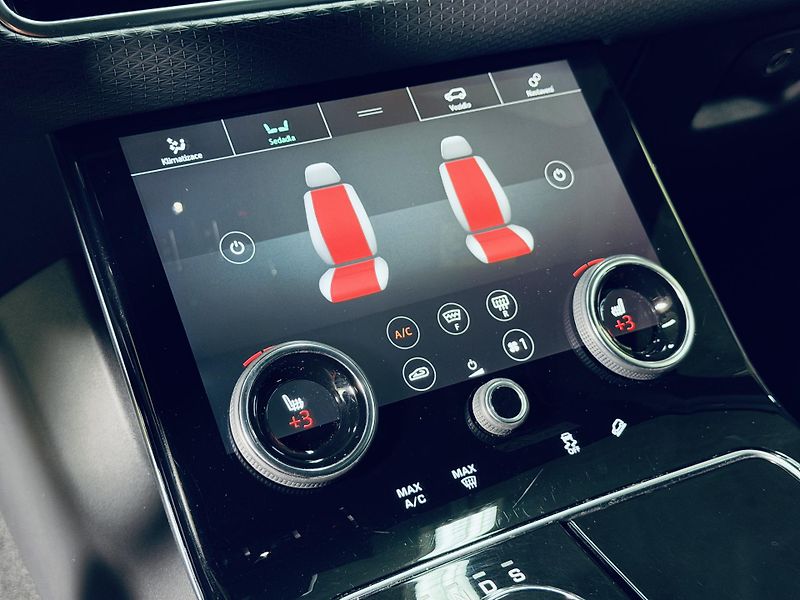 Land Rover Range Rover Velar (2018) P250*R-DYNAMIC*AWD* - fotka 24 z 39