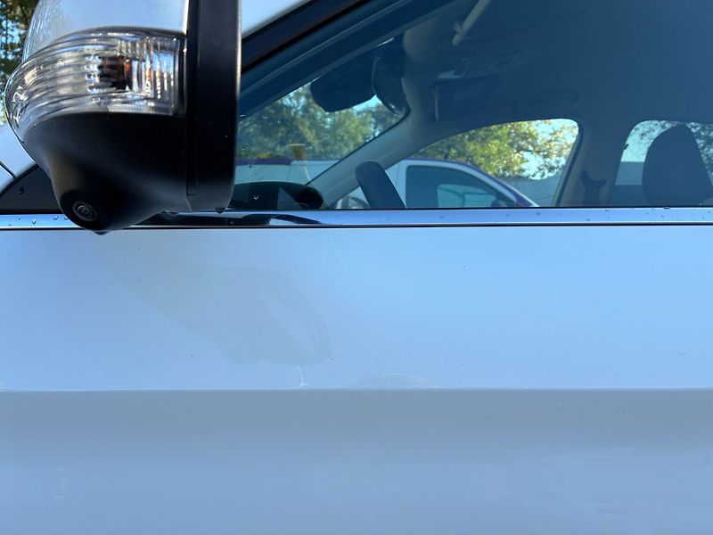 MG ZS 1.5i 85 kW ELEGANCE ČR DPH - fotka 21 z 23