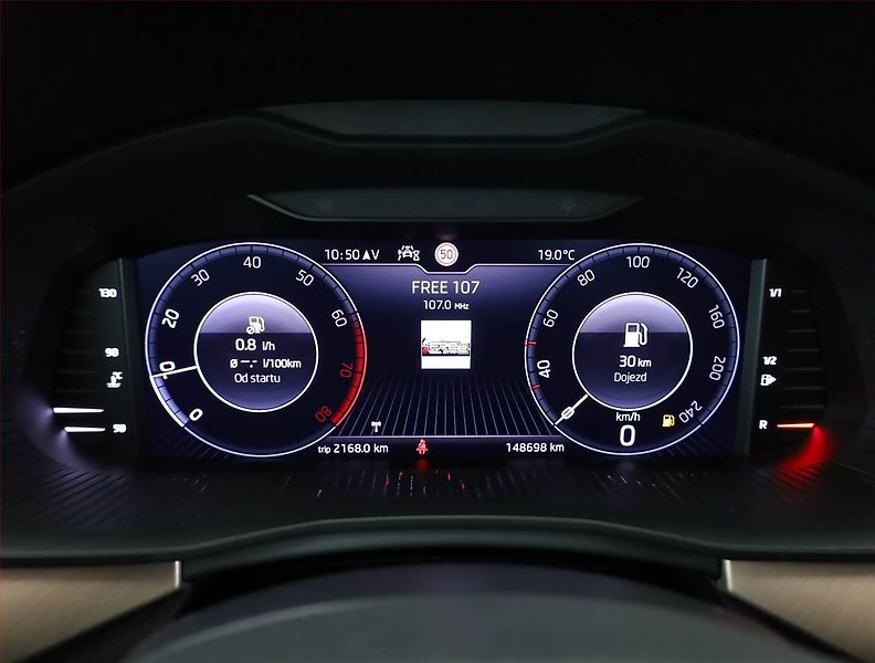 Škoda Scala (2021) Style 1.0 TSI, Serv.kniha - fotka 9 z 20