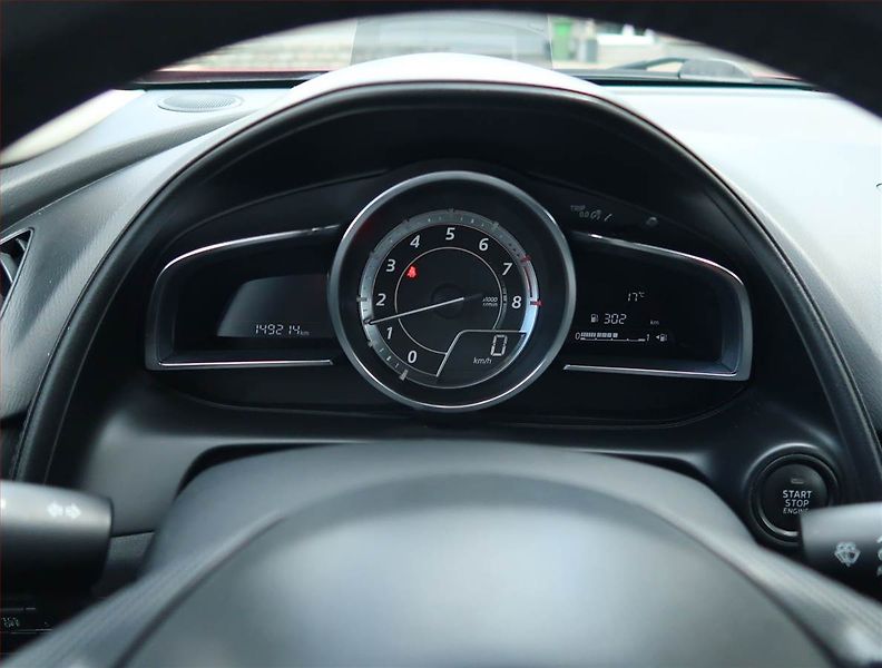 Mazda CX-3 (2015) 2.0 Skyactiv-G, 4X4 - fotka 11 z 18