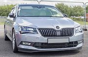 Škoda Superb jako příkladný sleeper.