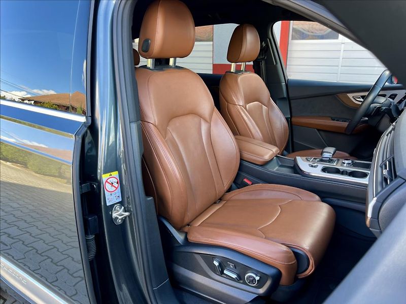 Audi SQ7 4,0 TDi QUATTRO MATRIX MASÁŽE - fotka 21 z 62