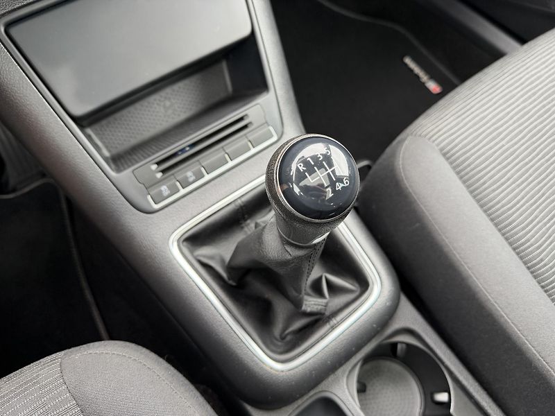 Volkswagen Tiguan 1.4 TSI *REZERVACE* - fotka 22 z 40