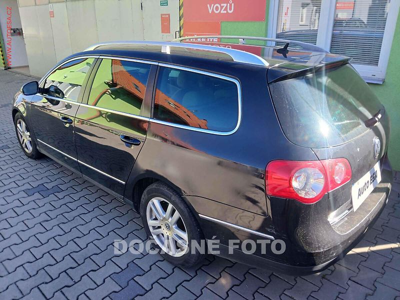 Volkswagen Passat (2006) 2.0 TDi, Klima - fotka 2 z 3