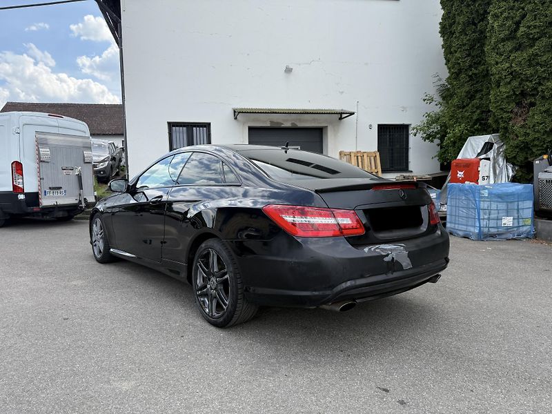 Mercedes-Benz Třídy E E 350  - fotka 6 z 20