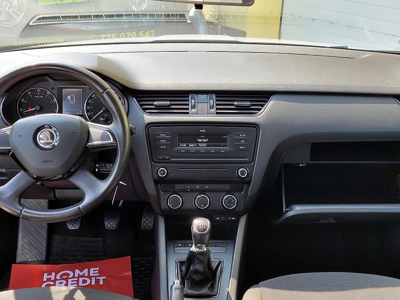 Škoda Octavia 1,2 TSi PO ROZVODECH, 1.maj - fotka 28 z 36