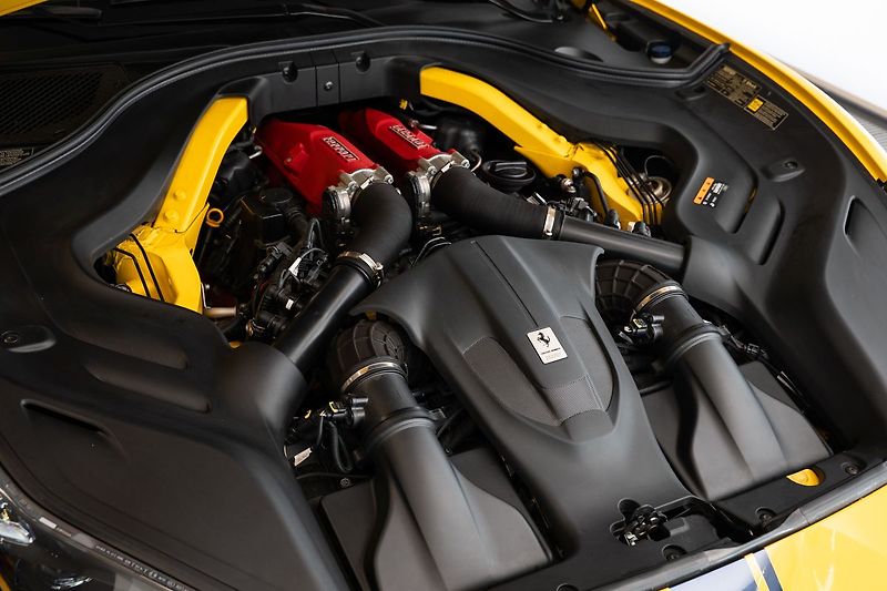 Ferrari Portofino NOVITEC - fotka 25 z 30