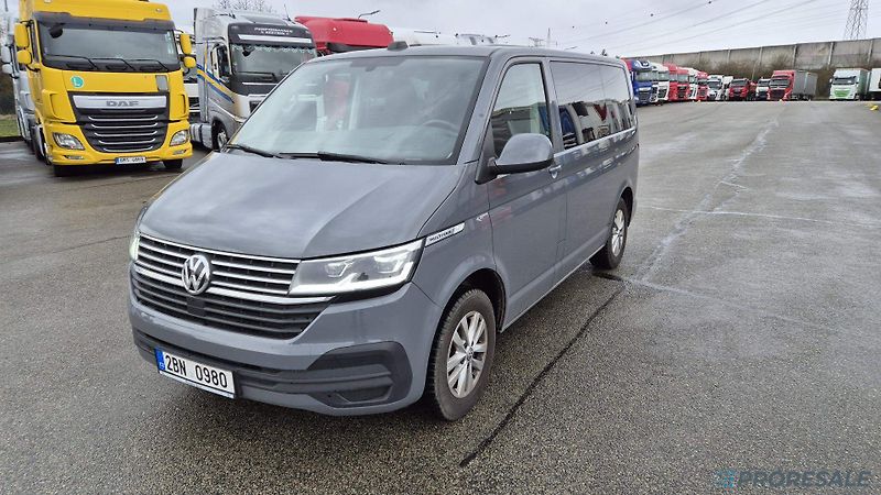 Volkswagen Multivan 2,0 TDi 110 kW - fotka 3 z 19
