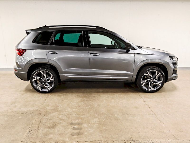 Škoda Karoq (2025) 1.5 TSI 110 kW DSG Sportline - fotka 26 z 31