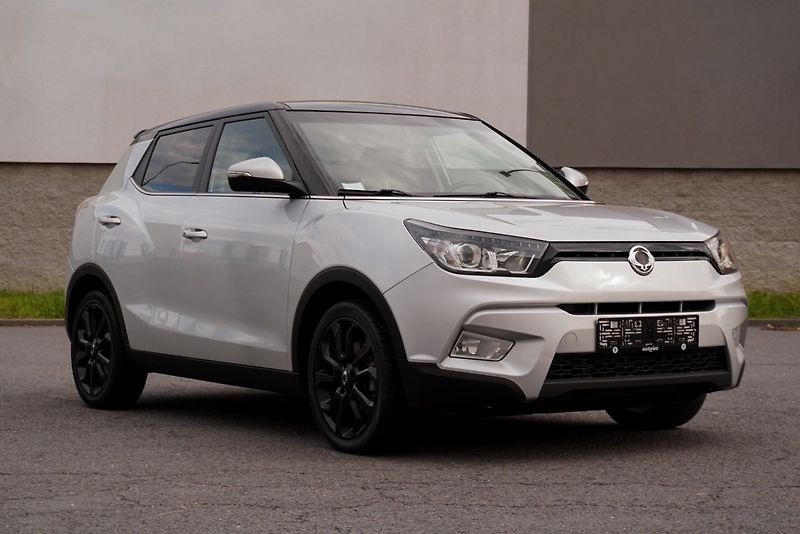 SsangYong Tivoli 1.6i 94kW Edition GO - fotka 2 z 30