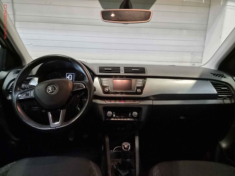 Škoda Fabia (2017) 1.2TSi, 2.maj,ČR, autoAC - fotka 8 z 16