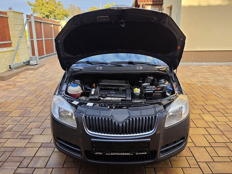 Škoda Fabia II 1.4i 16V AMBIENTE*2x SADA* - fotka 54 z 55