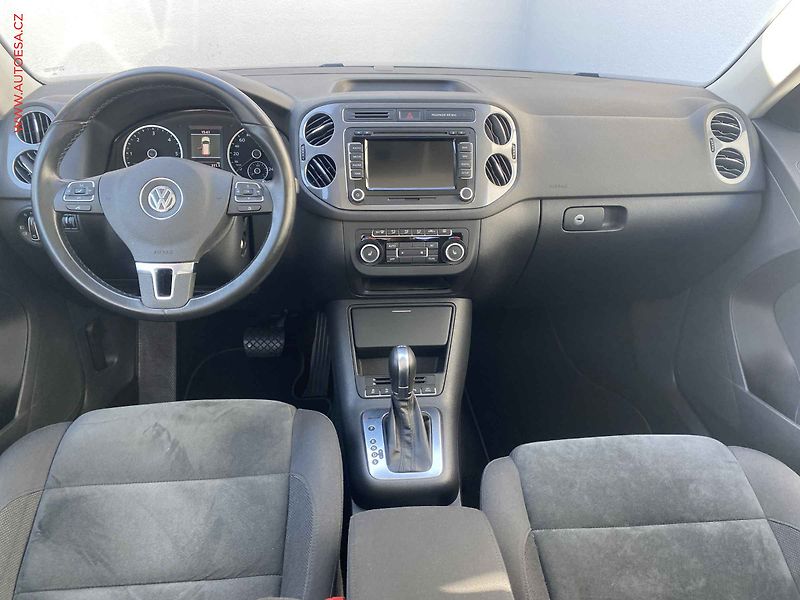 Volkswagen Tiguan (2011) 2.0 TDi 4x4, Track&Style, DSG - fotka 8 z 19
